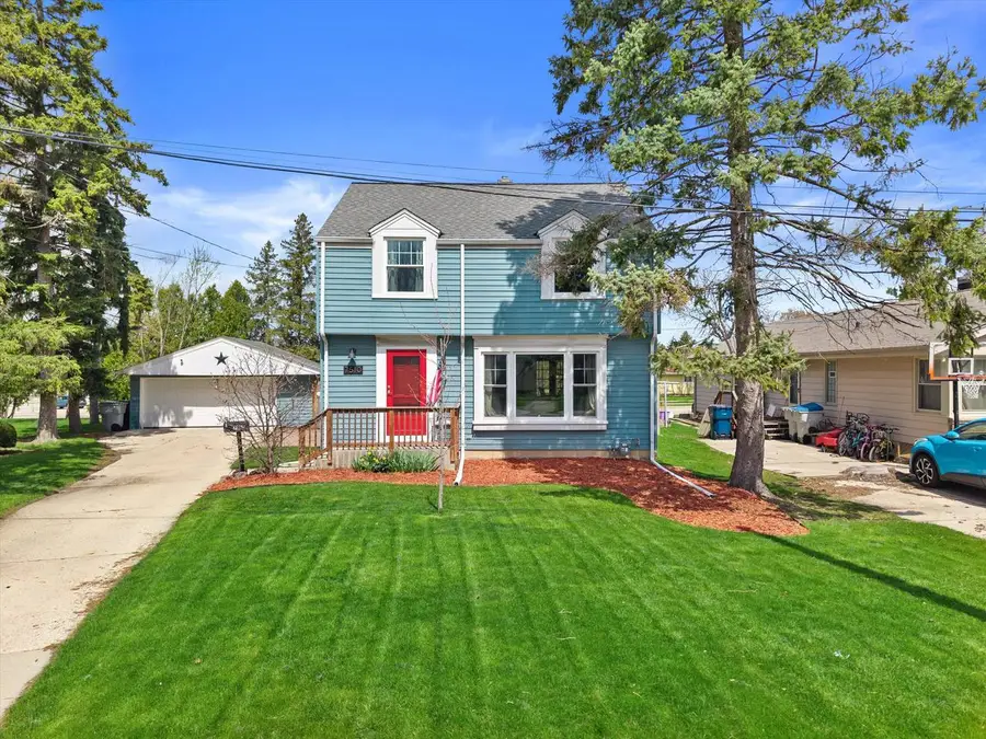 7510 W Eden COURT, Milwaukee, WI 53220 - #2