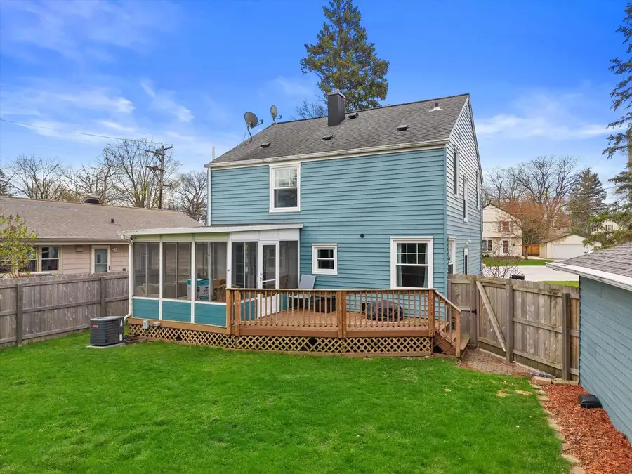 7510 W Eden COURT, Milwaukee, WI 53220 - #3