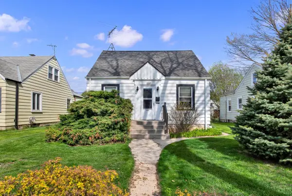 3326 S Lenox STREET, Milwaukee, WI 53207