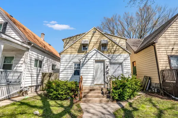 5330 N 38th STREET, Milwaukee, WI 53209