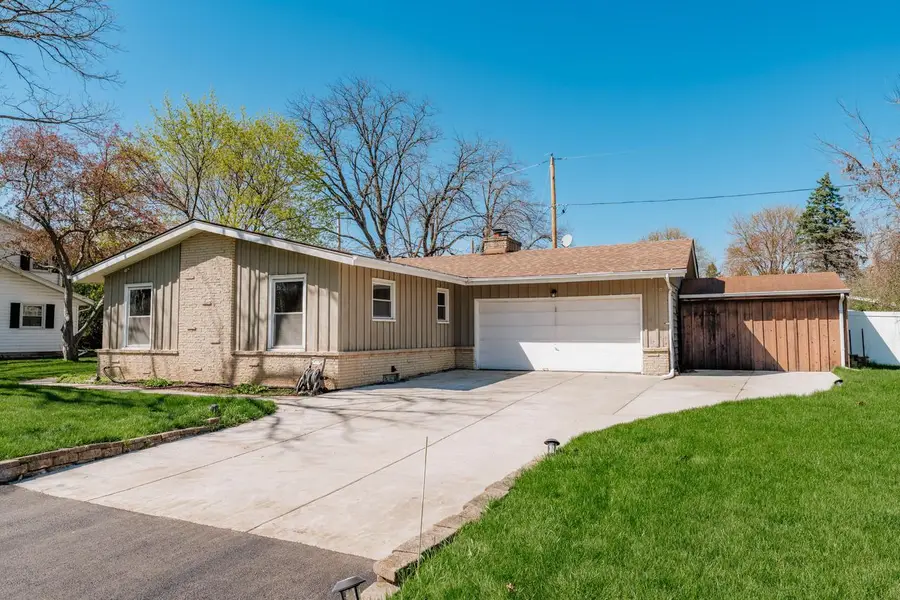 9814 W Green Tree ROAD, Milwaukee, WI 53224 - #3