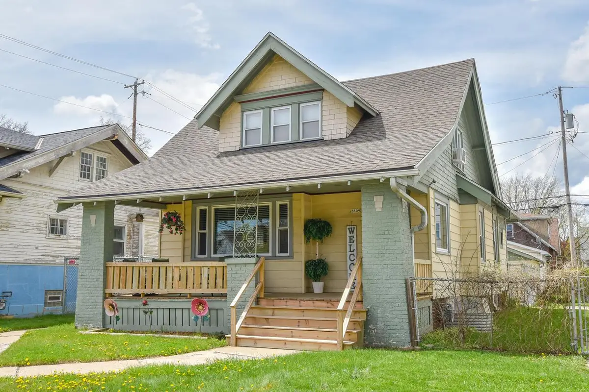 2809 N 38th STREET, Milwaukee, WI 53210 - #1
