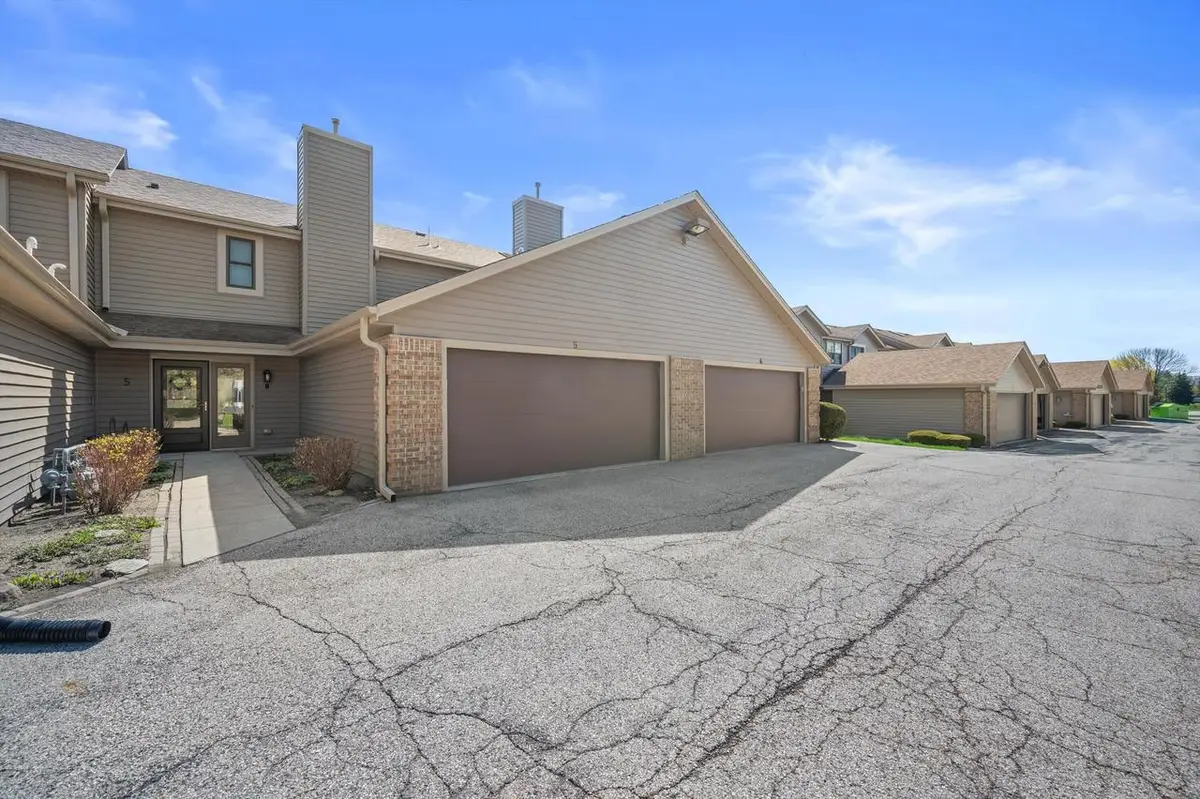 5521 Cambridge LANE #5, Racine, WI 53406 - #1