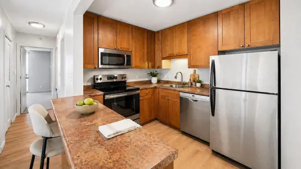 1660 N Prospect AVENUE #505, Milwaukee, WI 53202