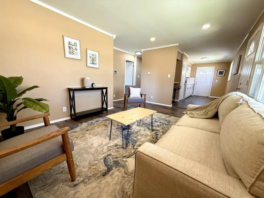 7009 Carmen AVENUE, Milwaukee, WI 53218 - #3