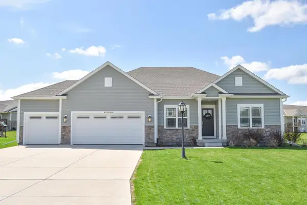 N113W14099 Wrenwood DRIVE, Germantown, WI 53022