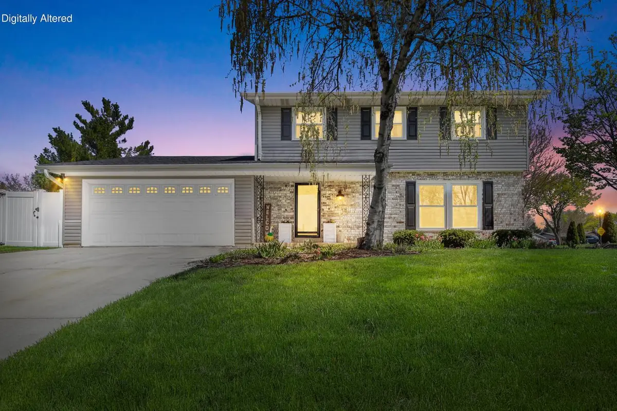 230 E Golden LANE, Oak Creek, WI 53154 - #1