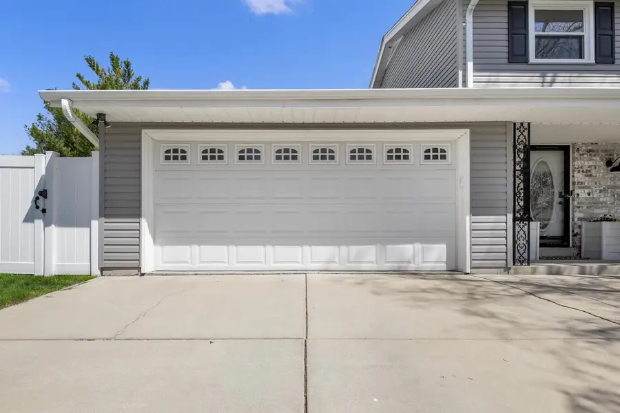 230 E Golden LANE, Oak Creek, WI 53154 - #3
