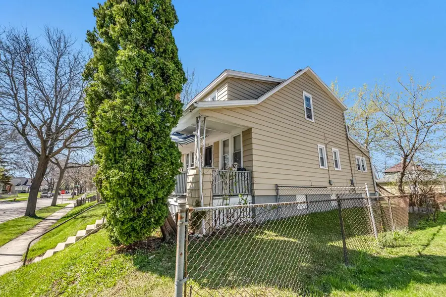5017 N 38th STREET, Milwaukee, WI 53209 - #3