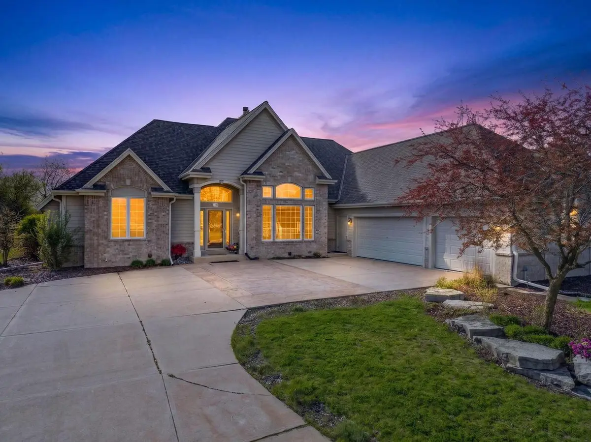 W132N6509 West View COURT, Menomonee Falls, WI 53051 - #1