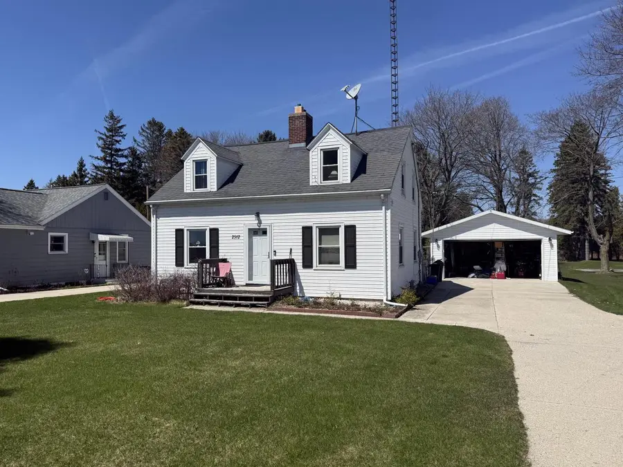2912 Memorial DRIVE, Two Rivers, WI 54241 - #2