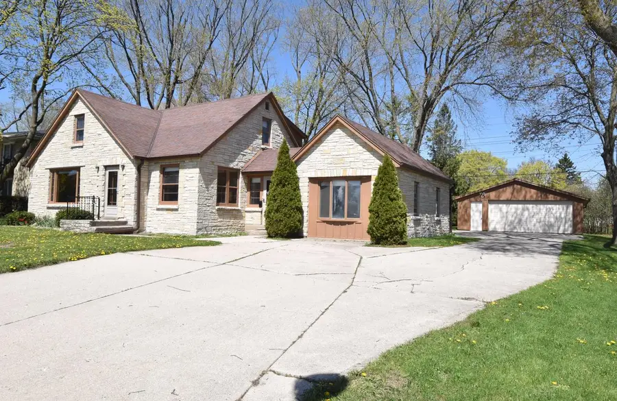 12814 W Hampton AVENUE, Butler, WI 53007 - #2