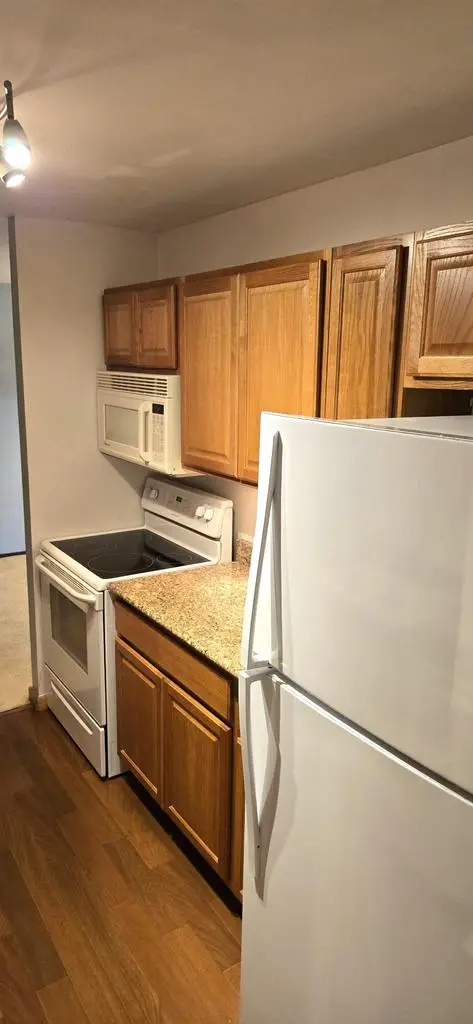 5200 Tuckaway BOULEVARD #201, Greenfield, WI 53221 - #3