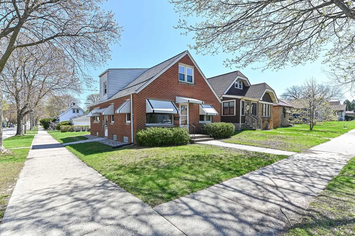 2700 S Fulton STREET, Milwaukee, WI 53207 - #1