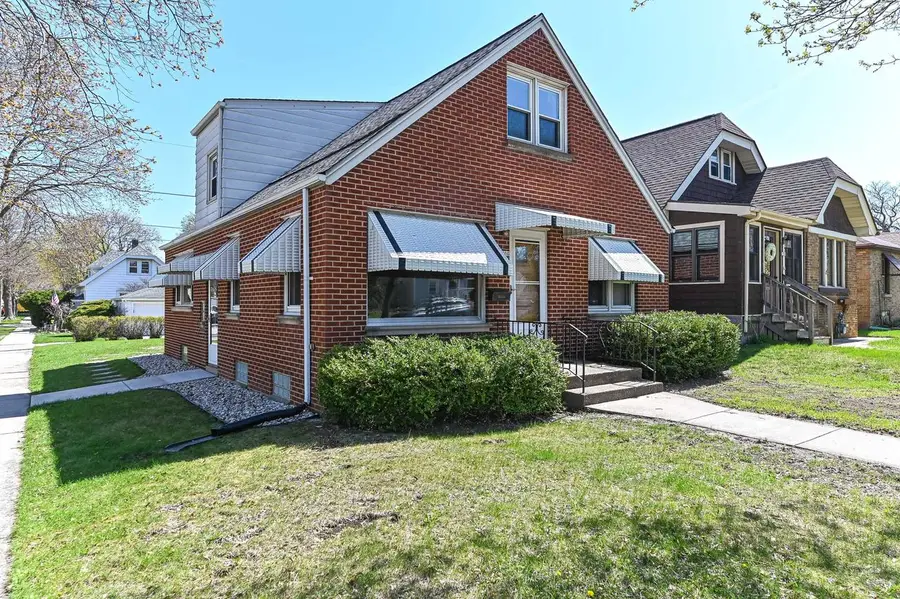 2700 S Fulton STREET, Milwaukee, WI 53207 - #2