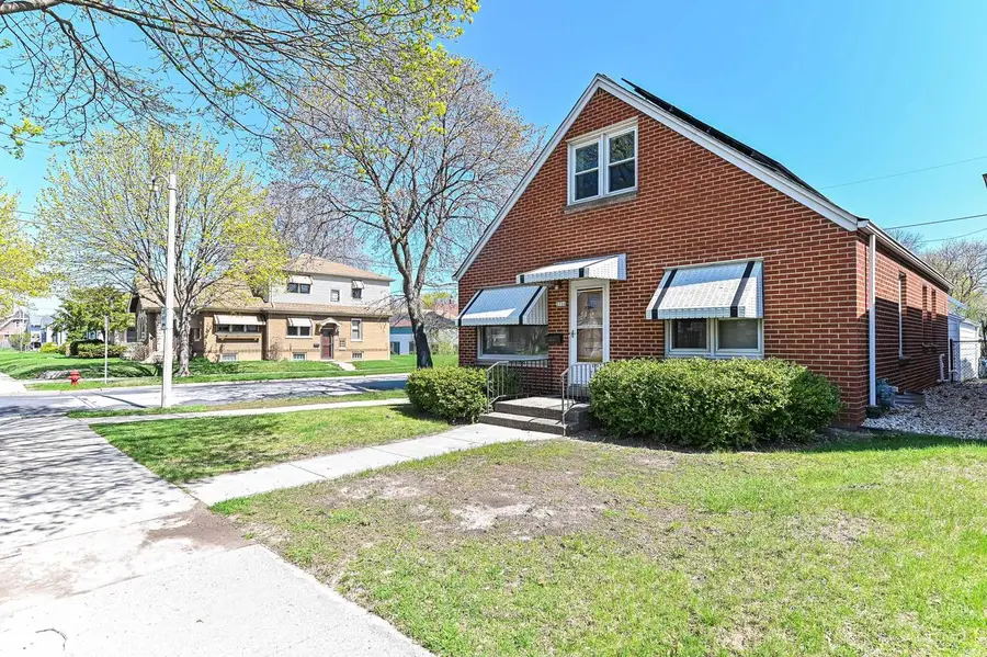 2700 S Fulton STREET, Milwaukee, WI 53207 - #3