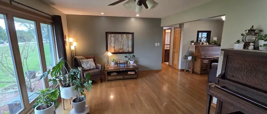 5359 Allenwood LANE, Hales Corners, WI 53130 - #2