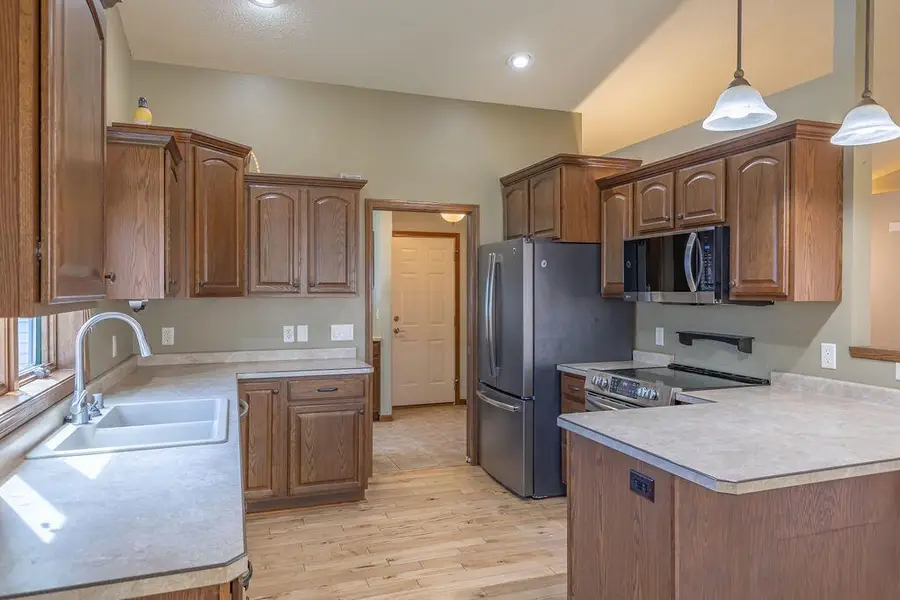 1009 Windhill STREET, Onalaska, WI 54650 - #2