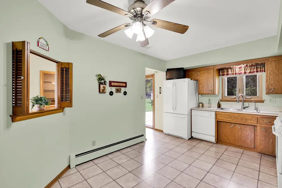 W174N9433 Devon Wood ROAD, Menomonee Falls, WI 53051 - #2