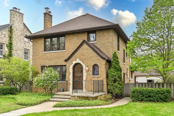 5426 Diversey BOULEVARD, Whitefish Bay, WI 53217