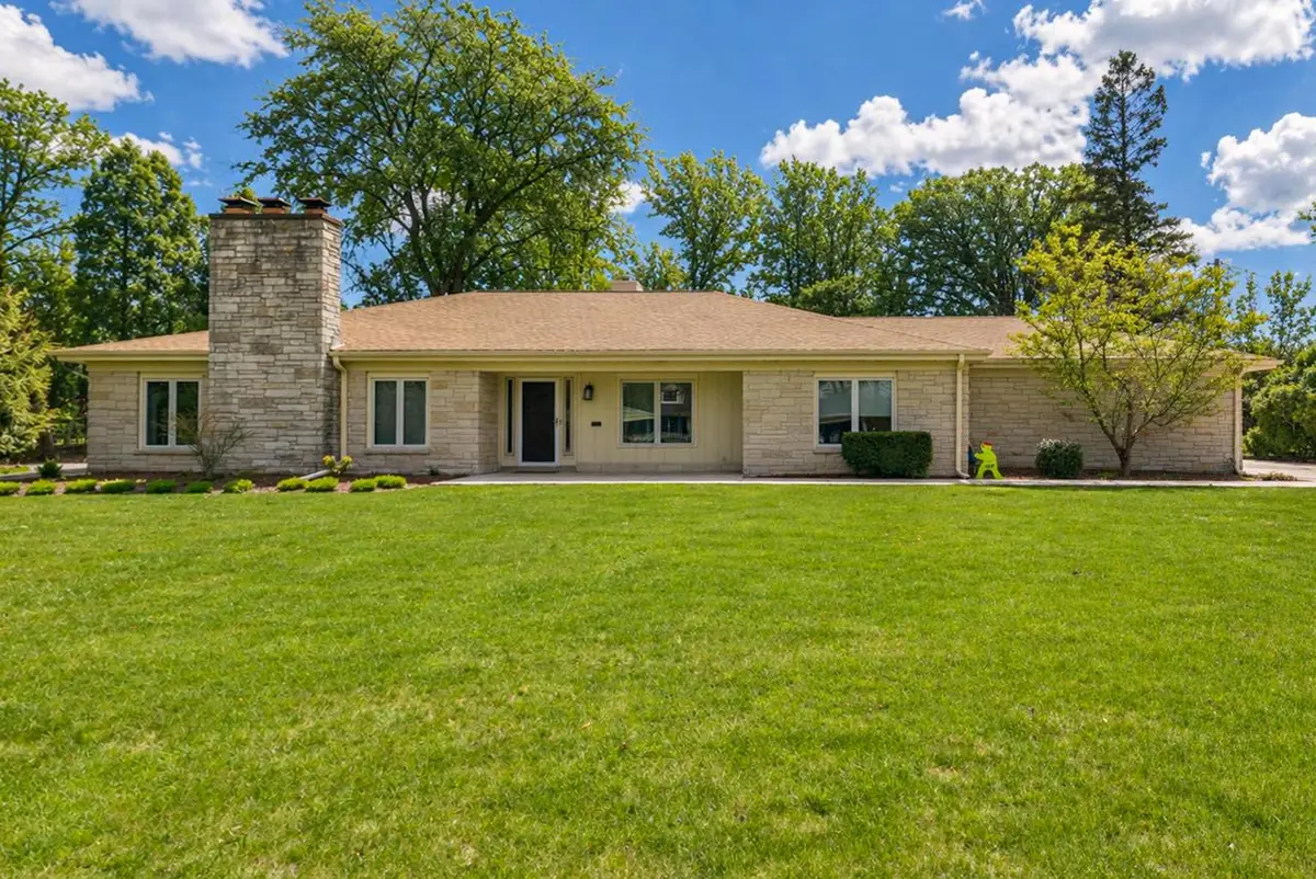 221 Clovernook LANE, Fox Point, WI 53217 - #1