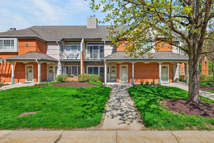 18950 Toldt Woods DRIVE #19, Brookfield, WI 53045 - #3