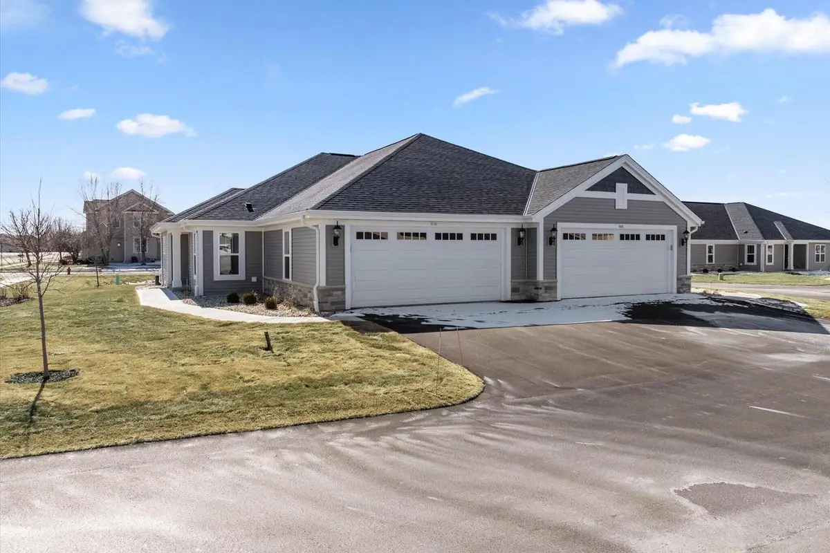 536 Hunter Oaks BOULEVARD #0501, Watertown, WI 53094 - #1