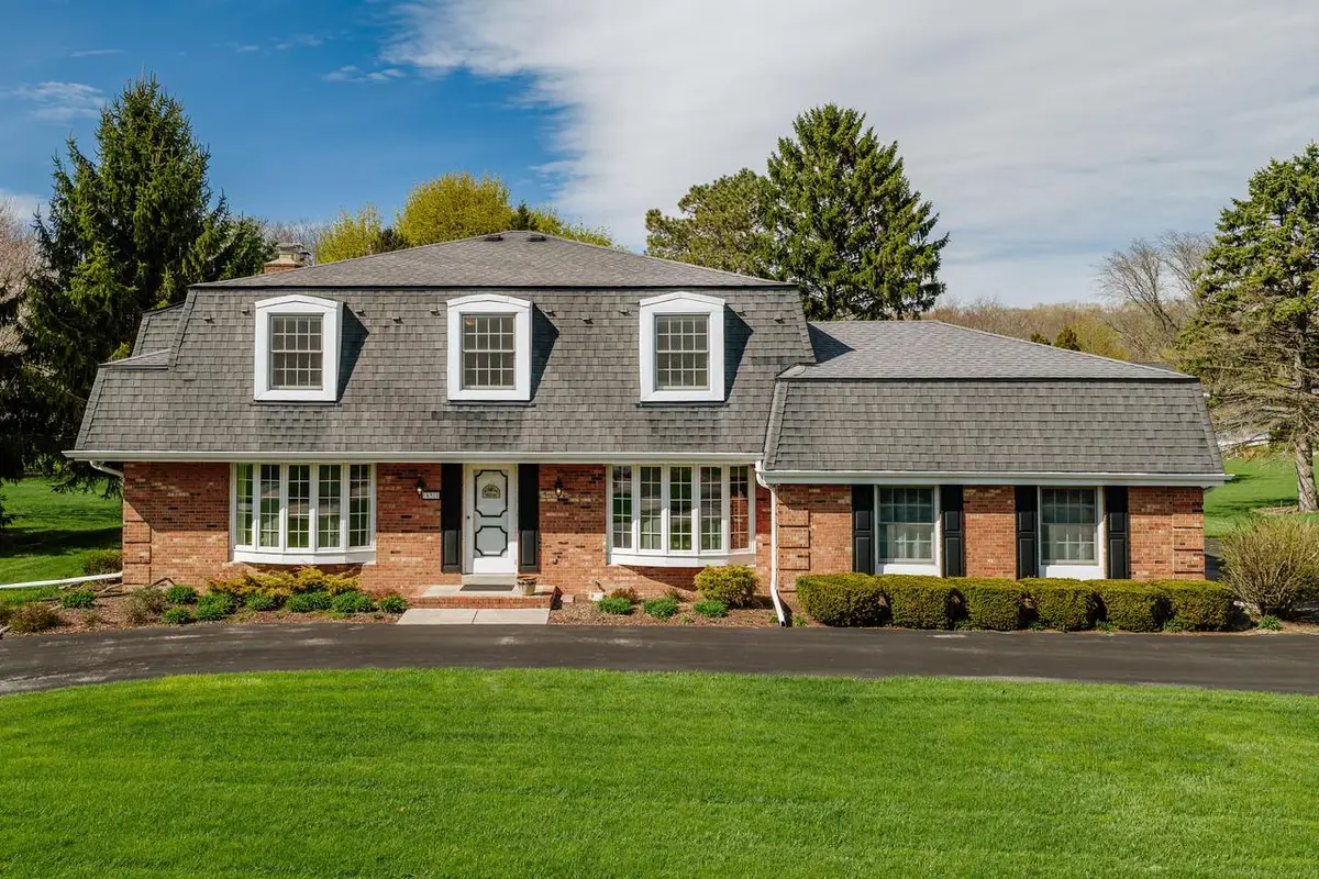18510 Surrey LANE, Brookfield, WI 53045 - #1
