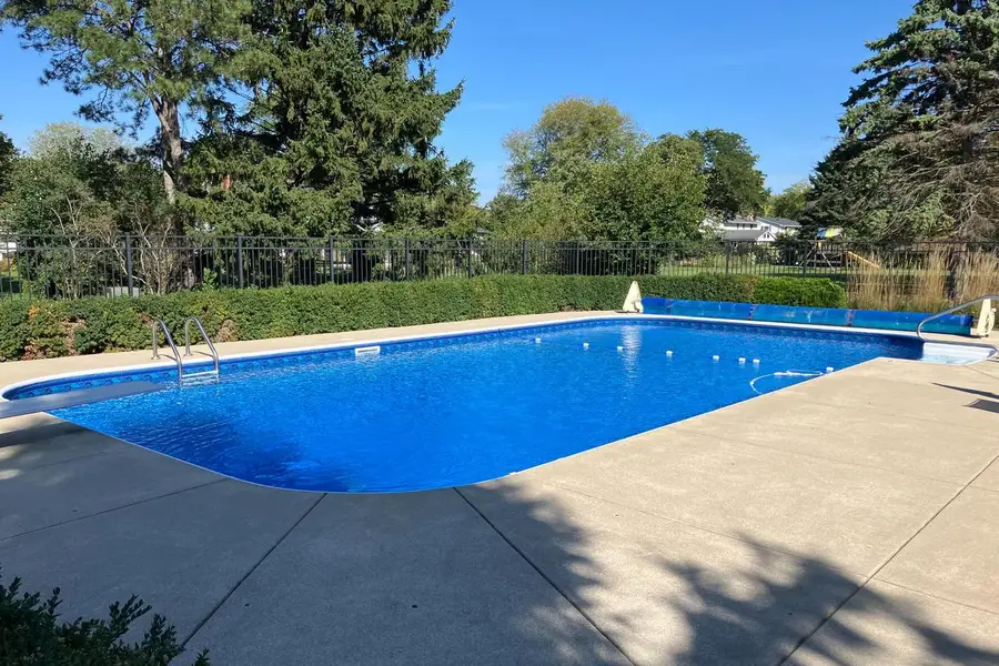 18510 Surrey LANE, Brookfield, WI 53045 - #3