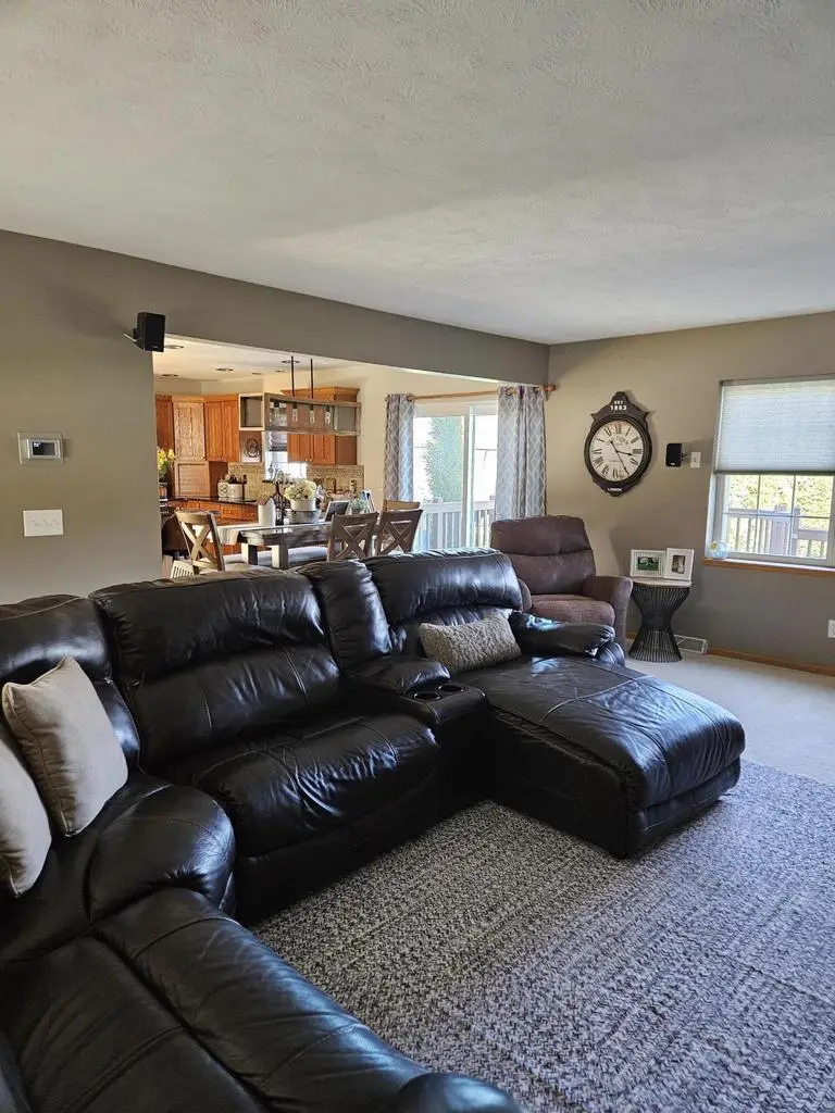 601 Woodbridge TRAIL, Watertown, WI 53094 - #3