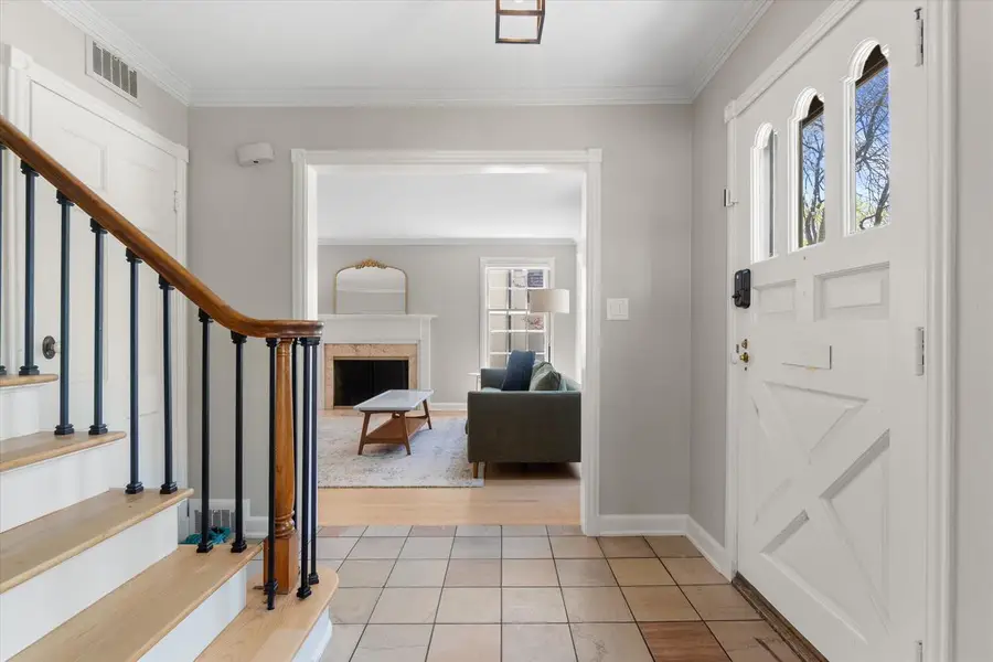 6060 Bay Ridge AVENUE, Whitefish Bay, WI 53217 - #2