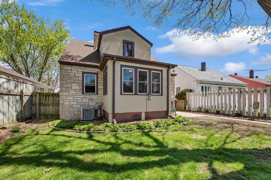 1226 20th STREET S, La Crosse, WI 54601 - #2