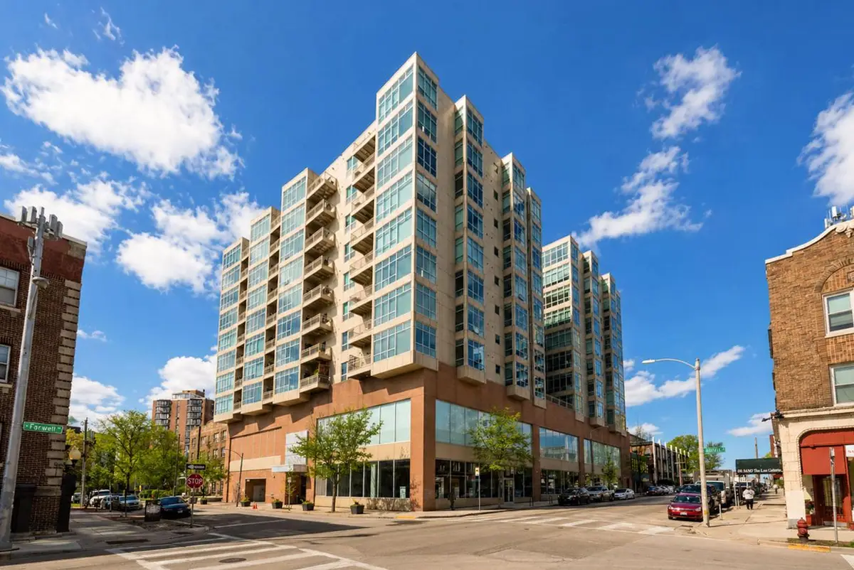 1550 Royall PLACE #403, Milwaukee, WI 53202 - #1
