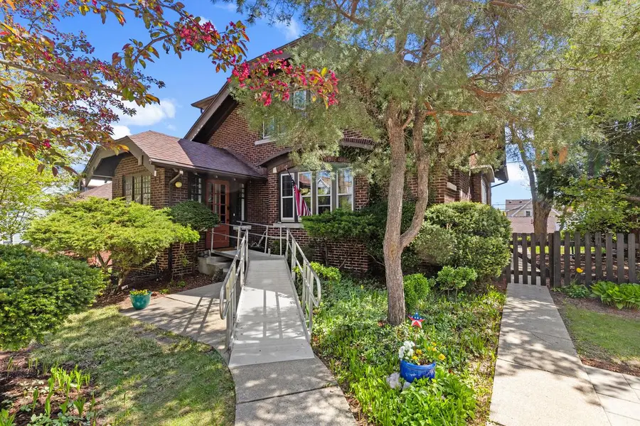 3132 New York AVENUE, Milwaukee, WI 53207 - #2