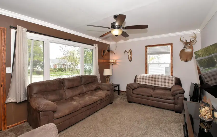 3337 Waterford AVENUE, Saint Francis, WI 53235 - #2