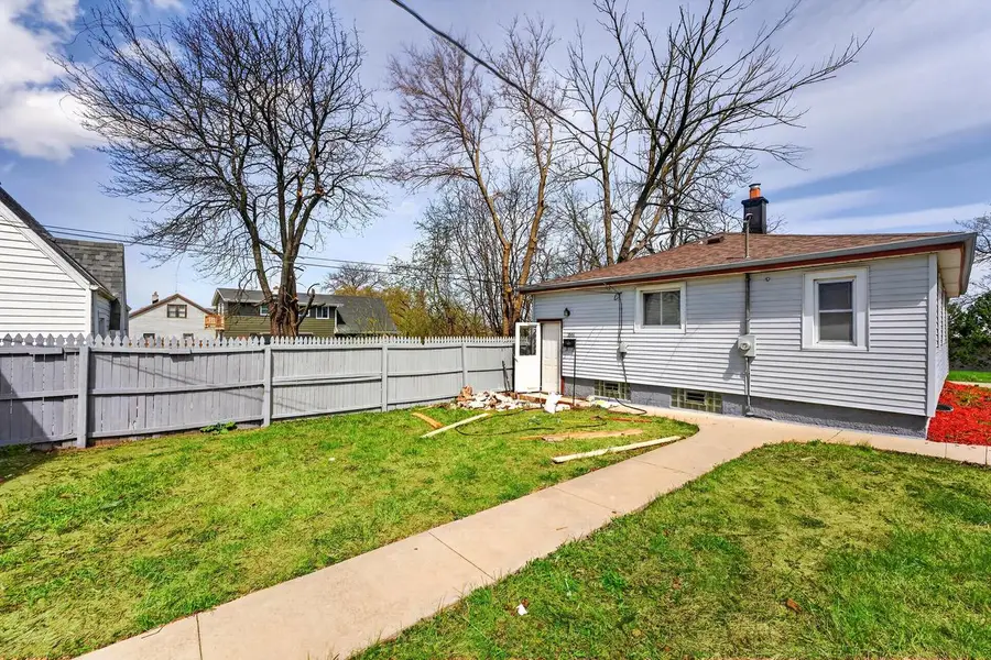 3561 S 31st STREET, Greenfield, WI 53221 - #3