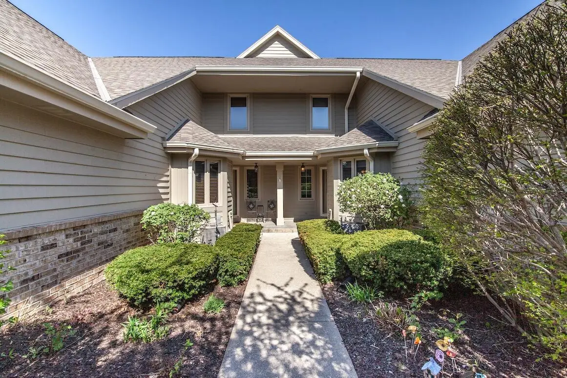 N21W24202 Cumberland DRIVE #23 I, Pewaukee, WI 53072 - #1
