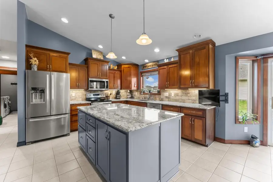 1842 Turquoise TRAIL, Green Bay, WI 54311 - #2