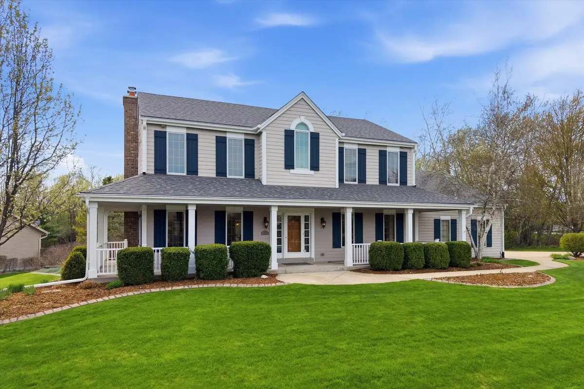 439 Brockway DRIVE, Mukwonago, WI 53149 - #1