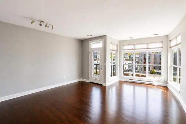 1905 Water STREET #205, Milwaukee, WI 53202