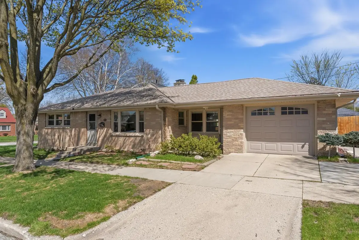 2626 N 80th STREET, Milwaukee, WI 53213 - #1