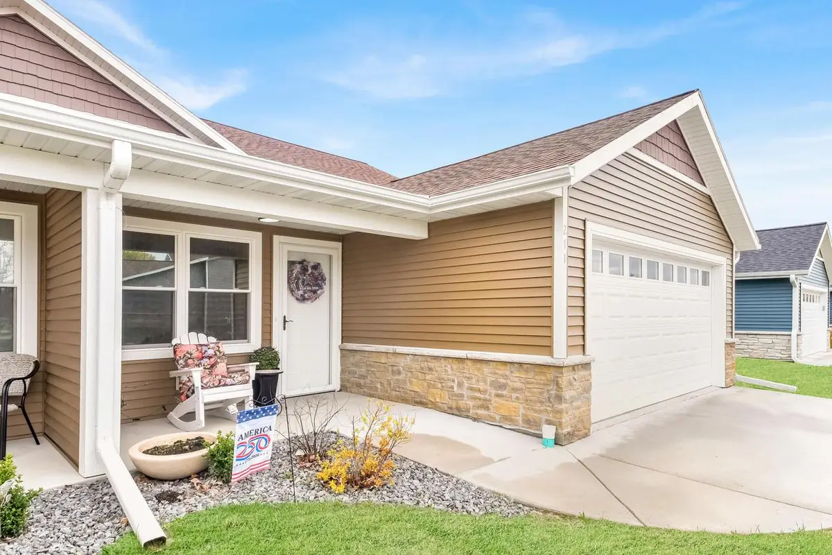 211 Edenview LANE, Eden, WI 53019 - #1