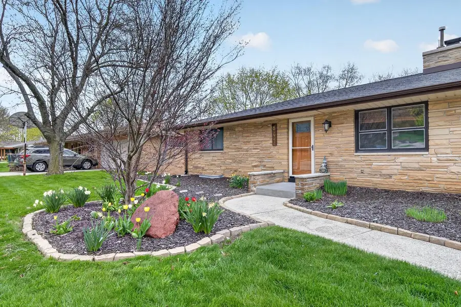 841 7th AVENUE, West Bend, WI 53095 - #2