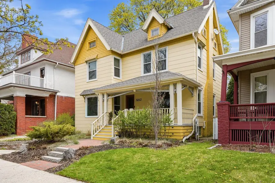 3212 Marietta AVENUE, Milwaukee, WI 53211 - #3