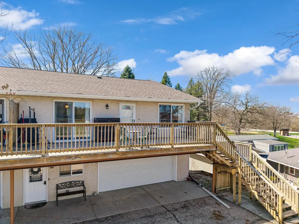 817 Kingston STREET N, Caledonia, MN 55921 - #1