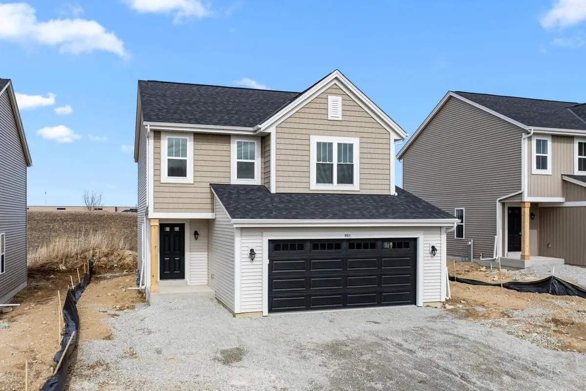 621 Belmont DRIVE, Watertown, WI 53094 - #1
