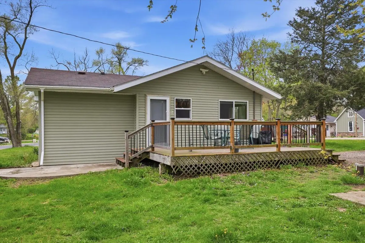 33015 Bohner DRIVE, Burlington, WI 53105 - #1