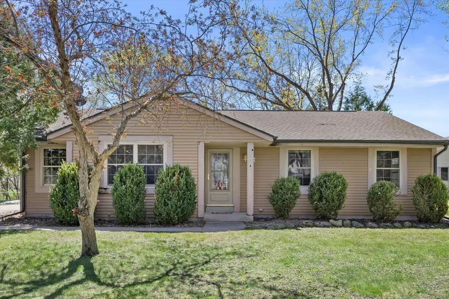 287 Wilson AVENUE, Dousman, WI 53118 - #2