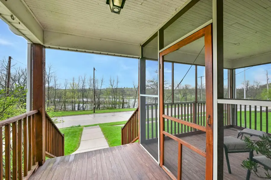 589 Chestnut STREET, Burlington, WI 53105 - #3