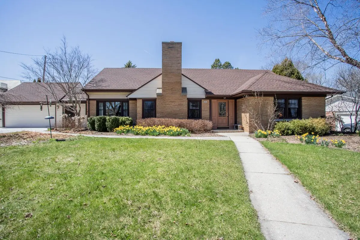 2802 6th STREET, Sheboygan, WI 53083 - #1